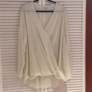 Sparkle top cream 3X Ava&Viv perfect for holidays!